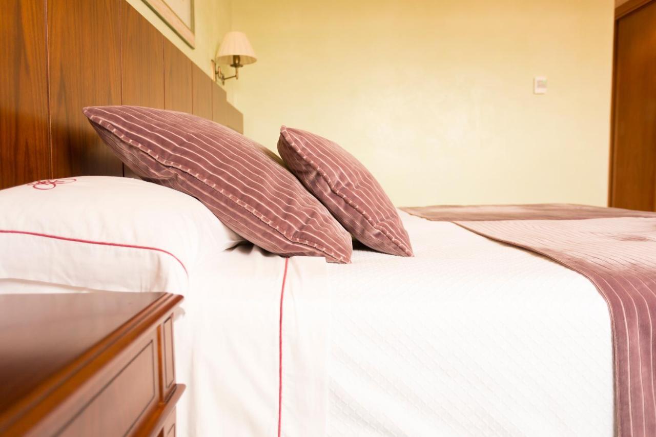 Hotel Torremilanos Aranda de Duero Luaran gambar